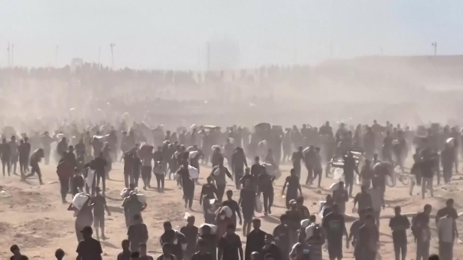 J040-GAZA REPARTO DE AYUDA