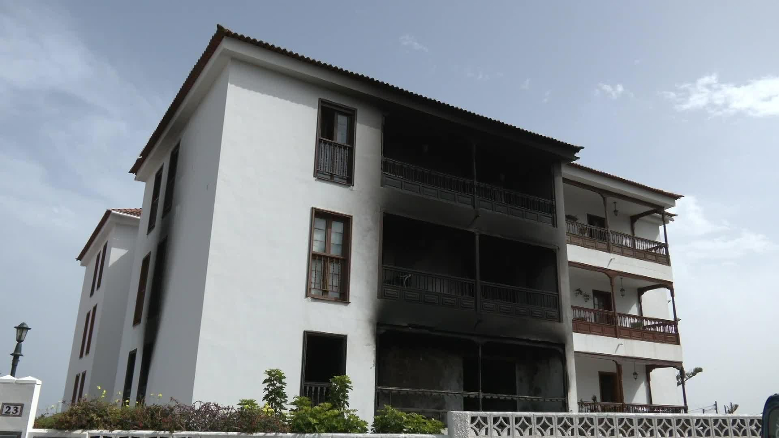 S028-TENERIFE INCENDIO ROBOT ASPIRADORA