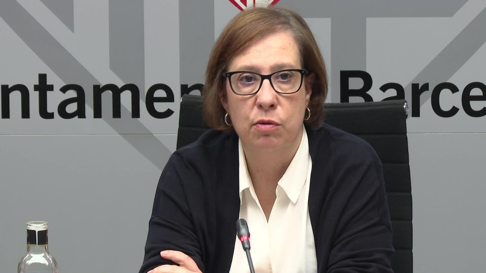 J032-BARCELONA MESA SINHOGARISMO