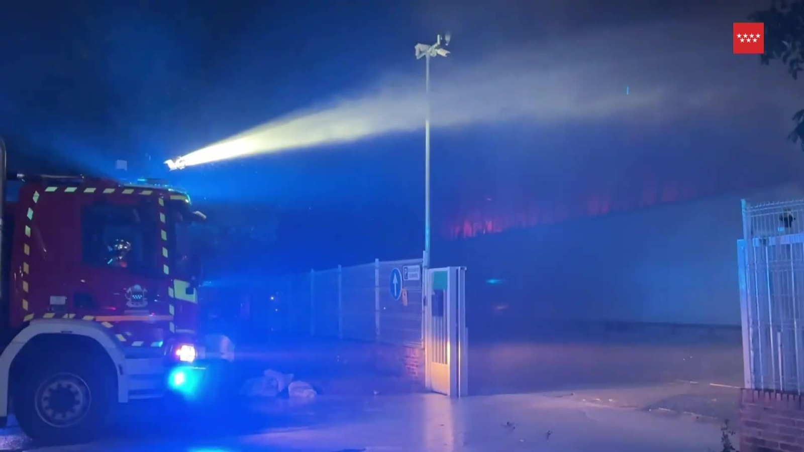 L010-IMAGENES EMERGENCIAS MADRID INCENDIO NAVE