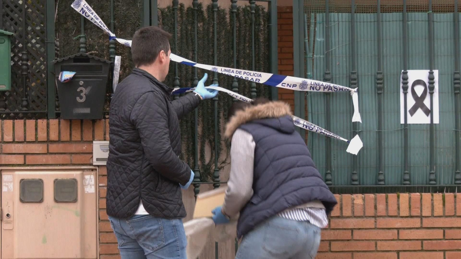 Arranca el juicio a los tres menores acusados del asesinato de una educadora social en Badajoz