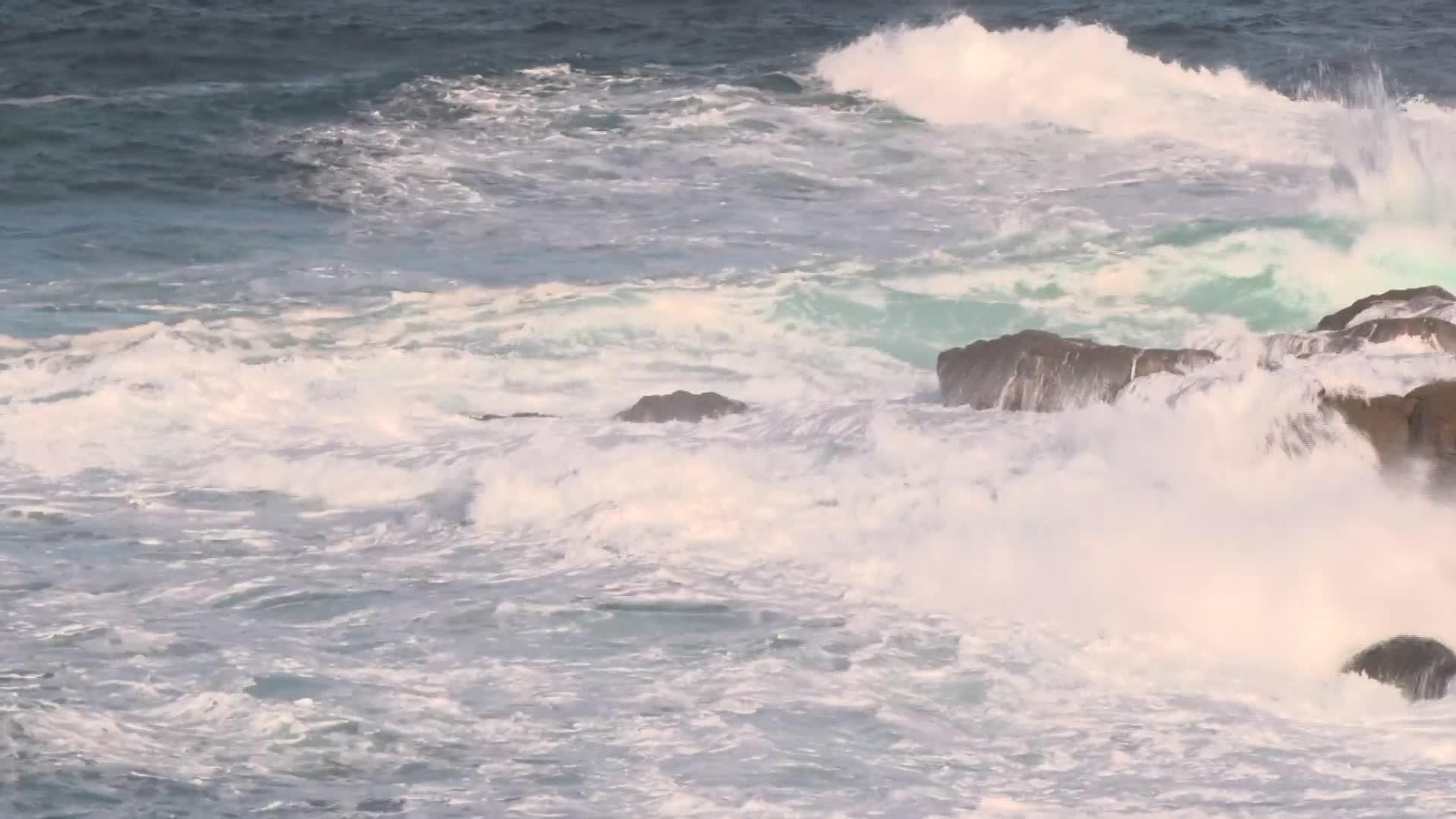 X040-A CORUÑA ALERTA OLAS