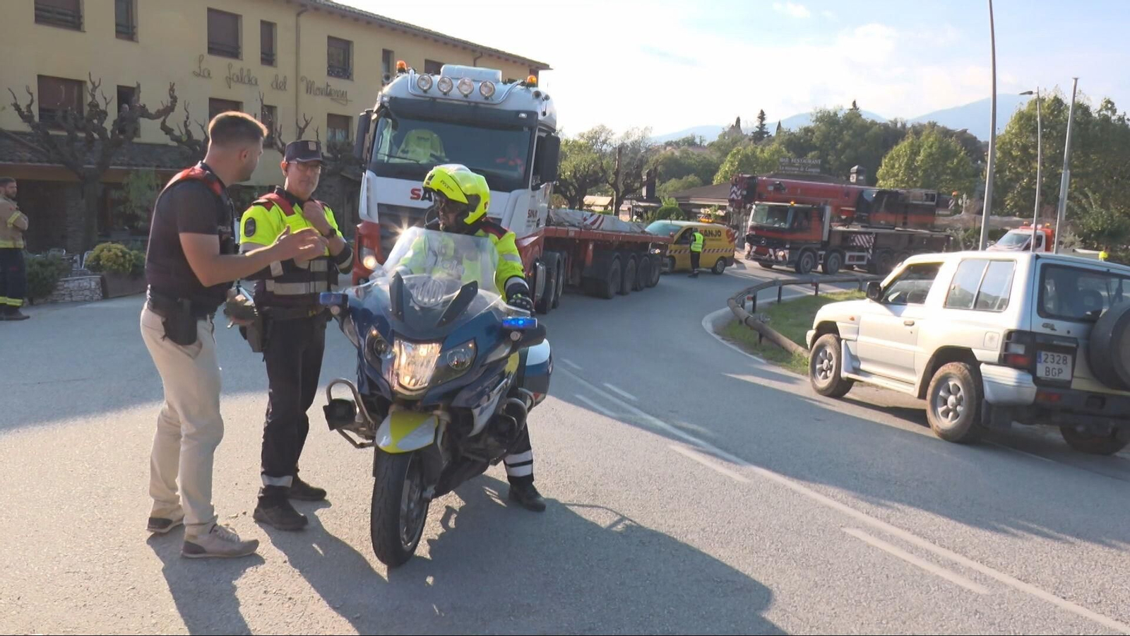 L093 BARCELONA RP BOMBERS ACCIDENTE BUS frame 713