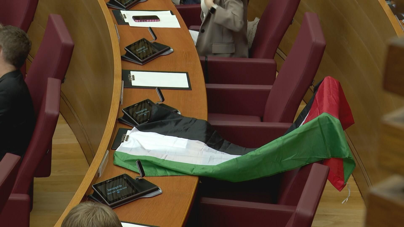 J082-VALENCIA BANDERA PALESTINA LES CORTS