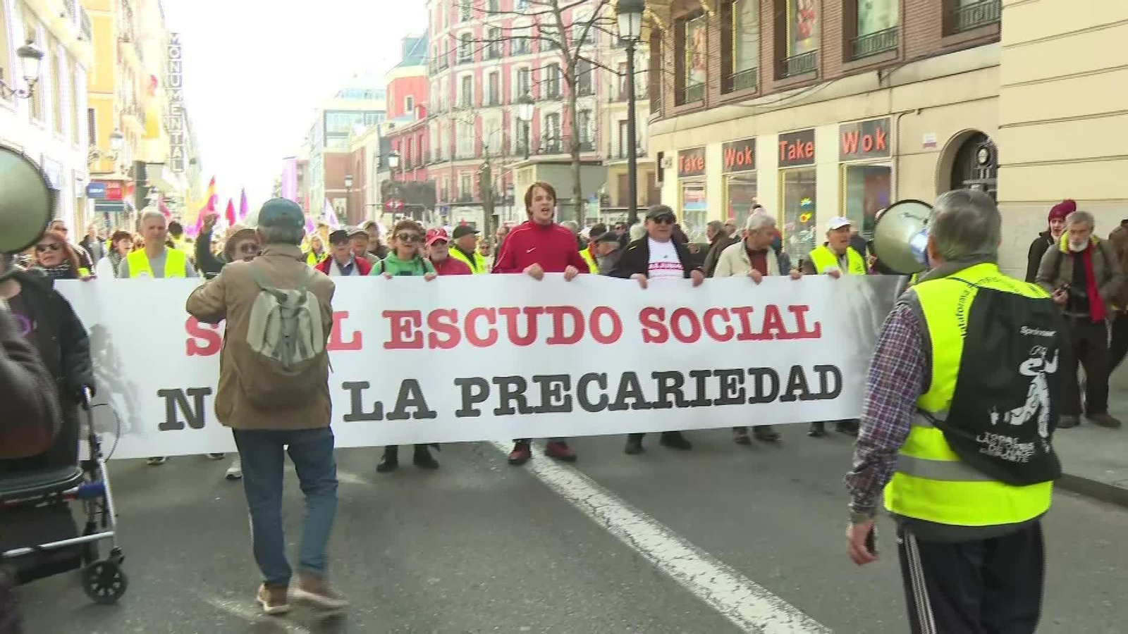 D020-MADRID MANIFESTACION EN DEFENSA DEL ESCUDO SOCIAL
