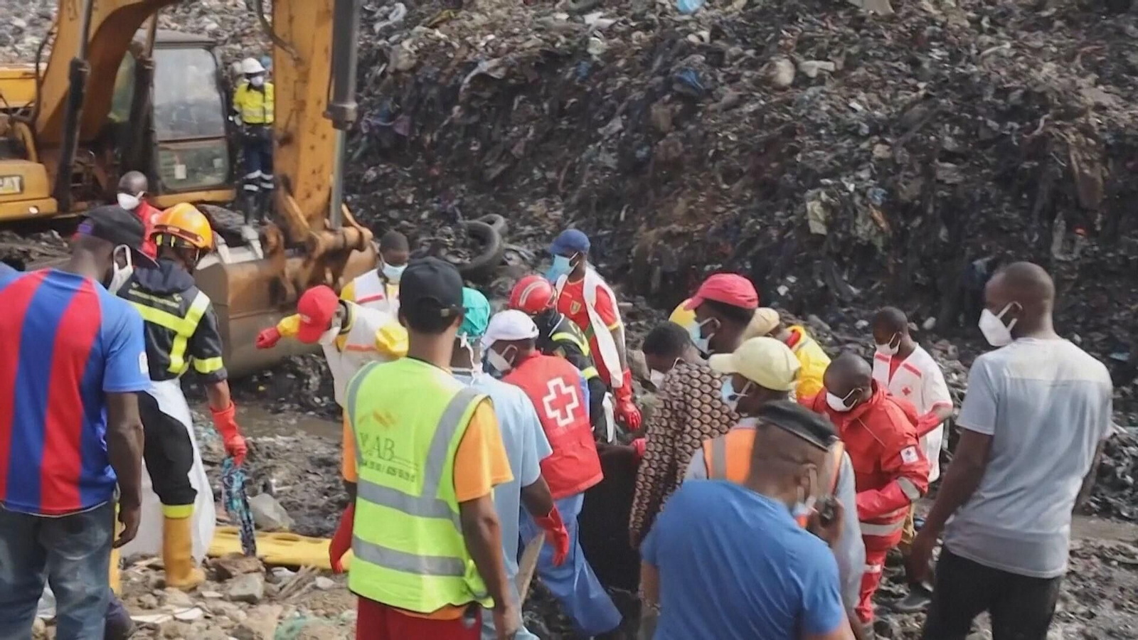 M005 GUINEA CONAKRY BUSQUEDA DESAPARECIDOS VERTEDERO frame 595