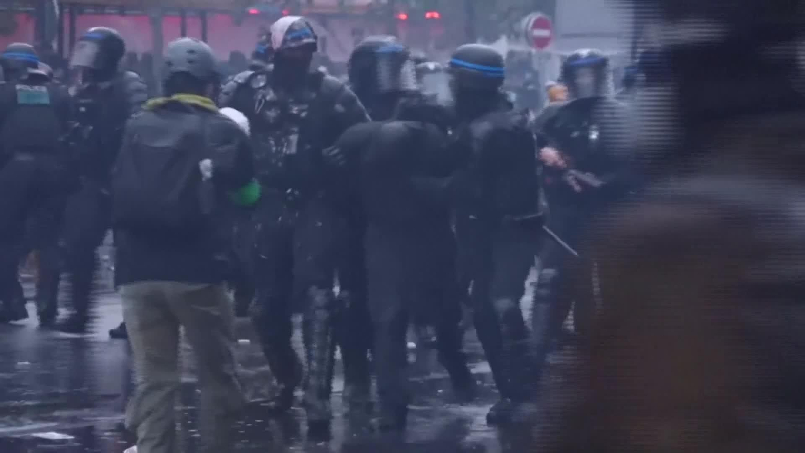 D005-FRANCIA PROTESTAS PARIS SABADO