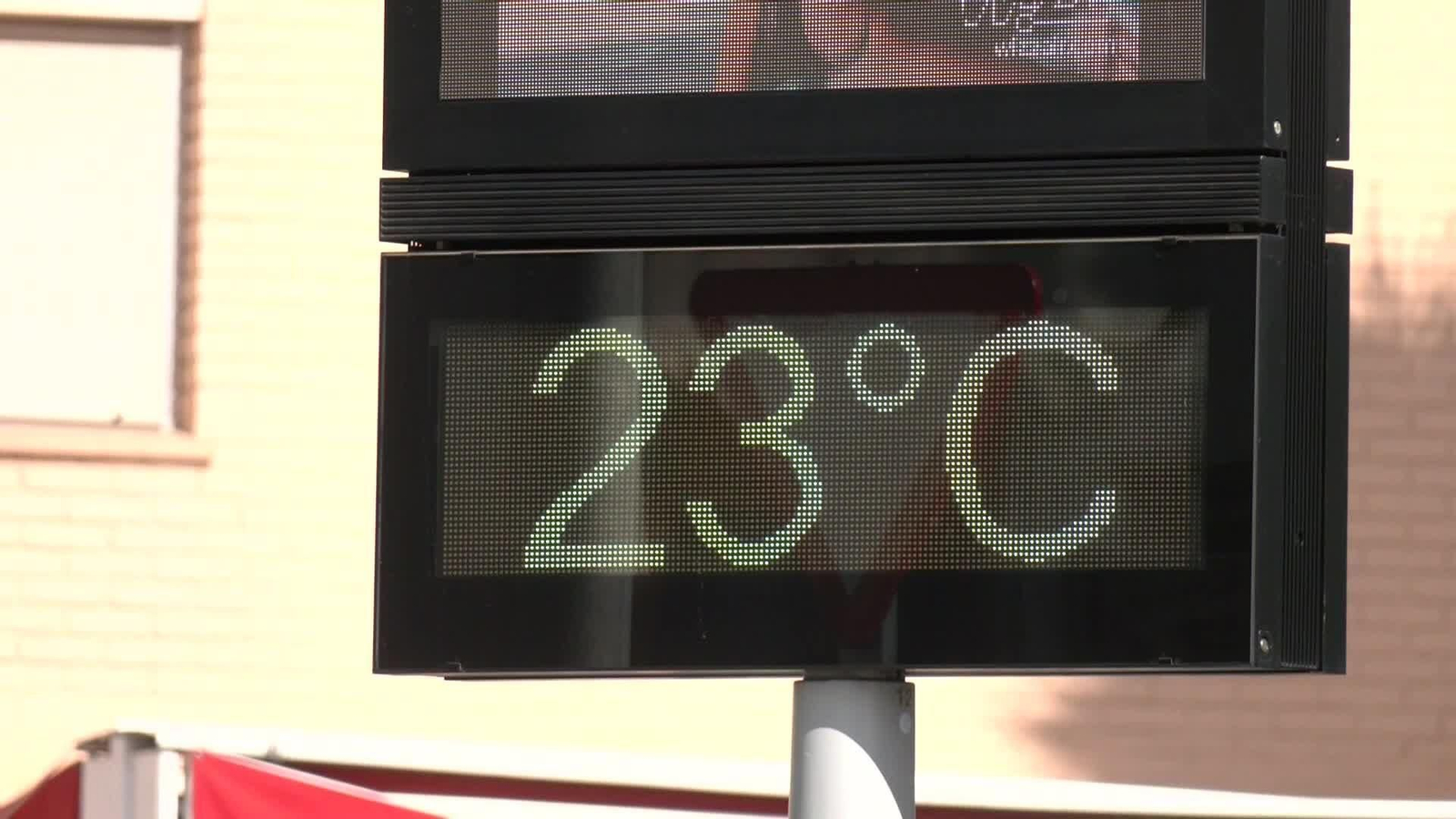 X105-MALAGA CALOR TARDE