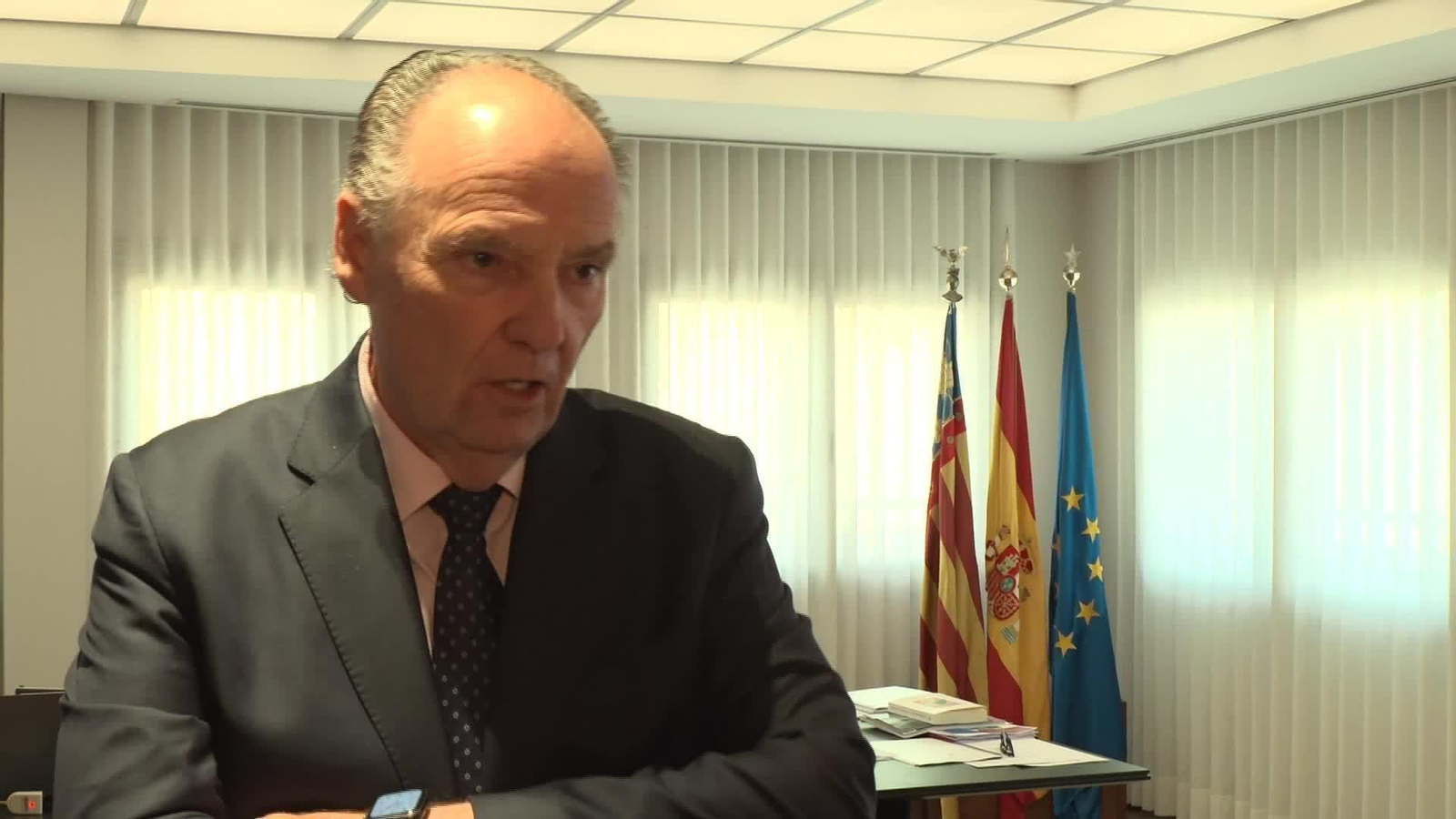 M032-VALENCIA FALTAN OFICINAS ALQUILER