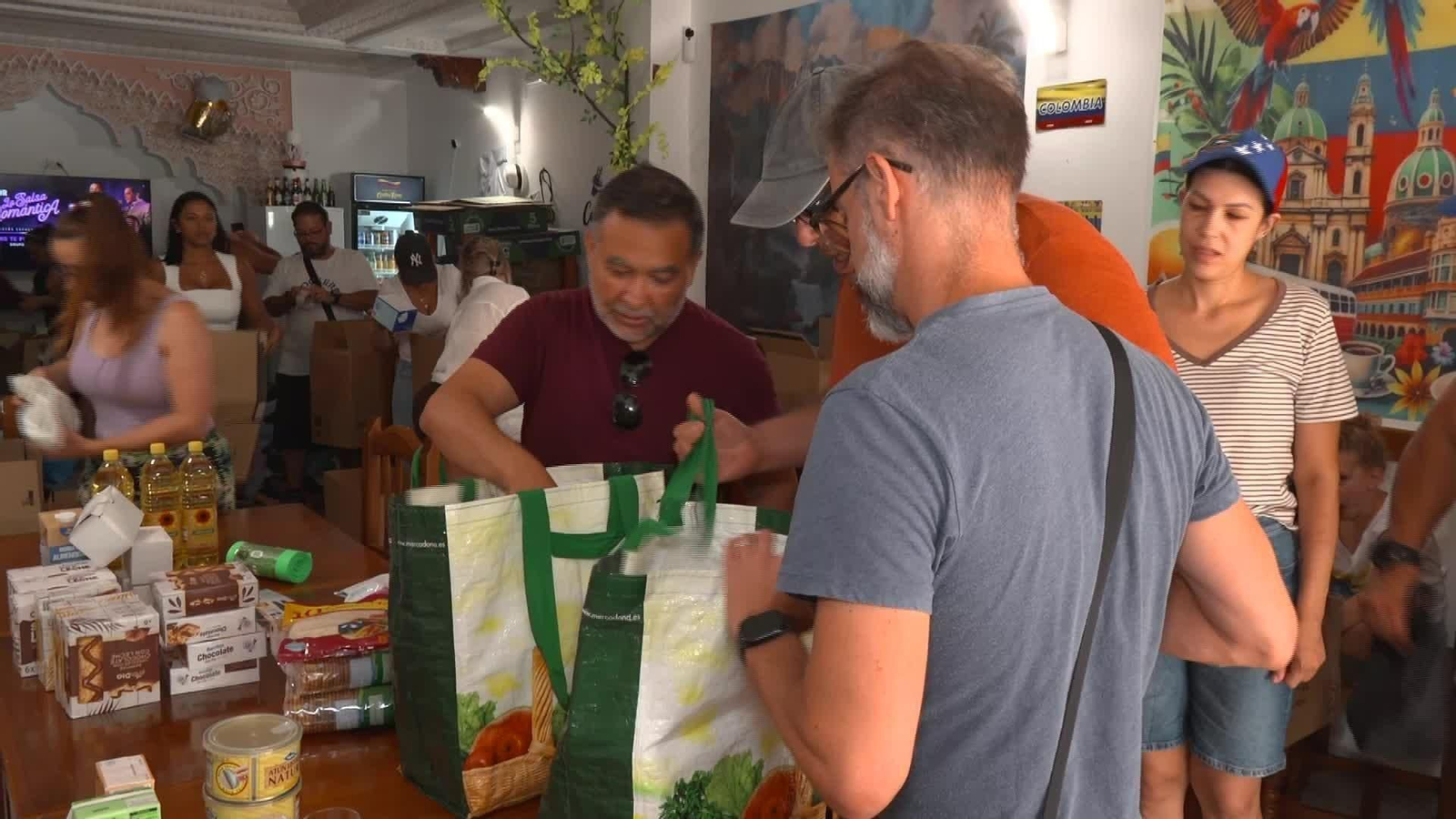S040-MALAGA RECOGIDA ALIMENTOS PARA VENEZUELA