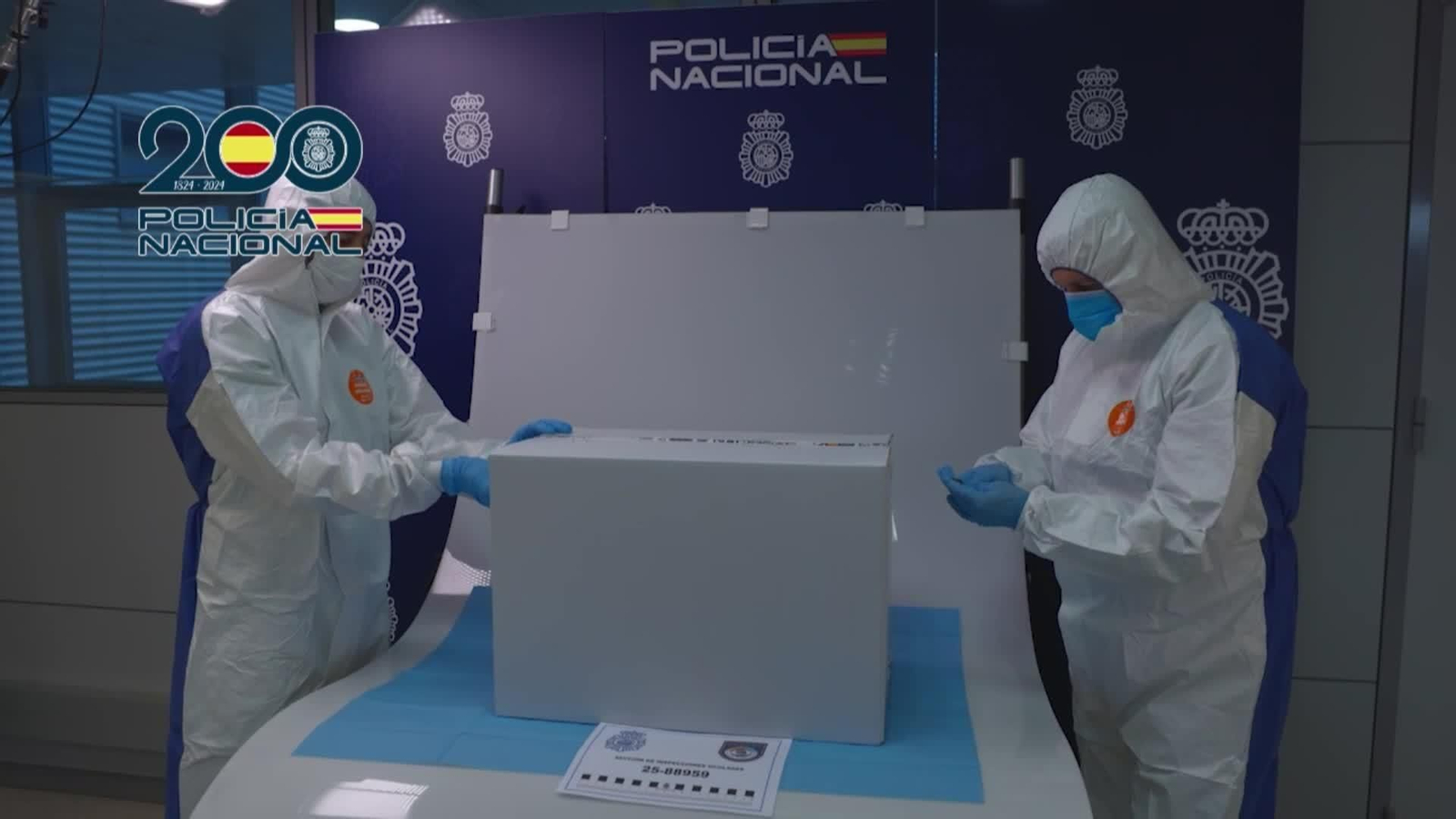 V039-IMAGENES POLICIA CUADRO PICASSO RECUPERADO