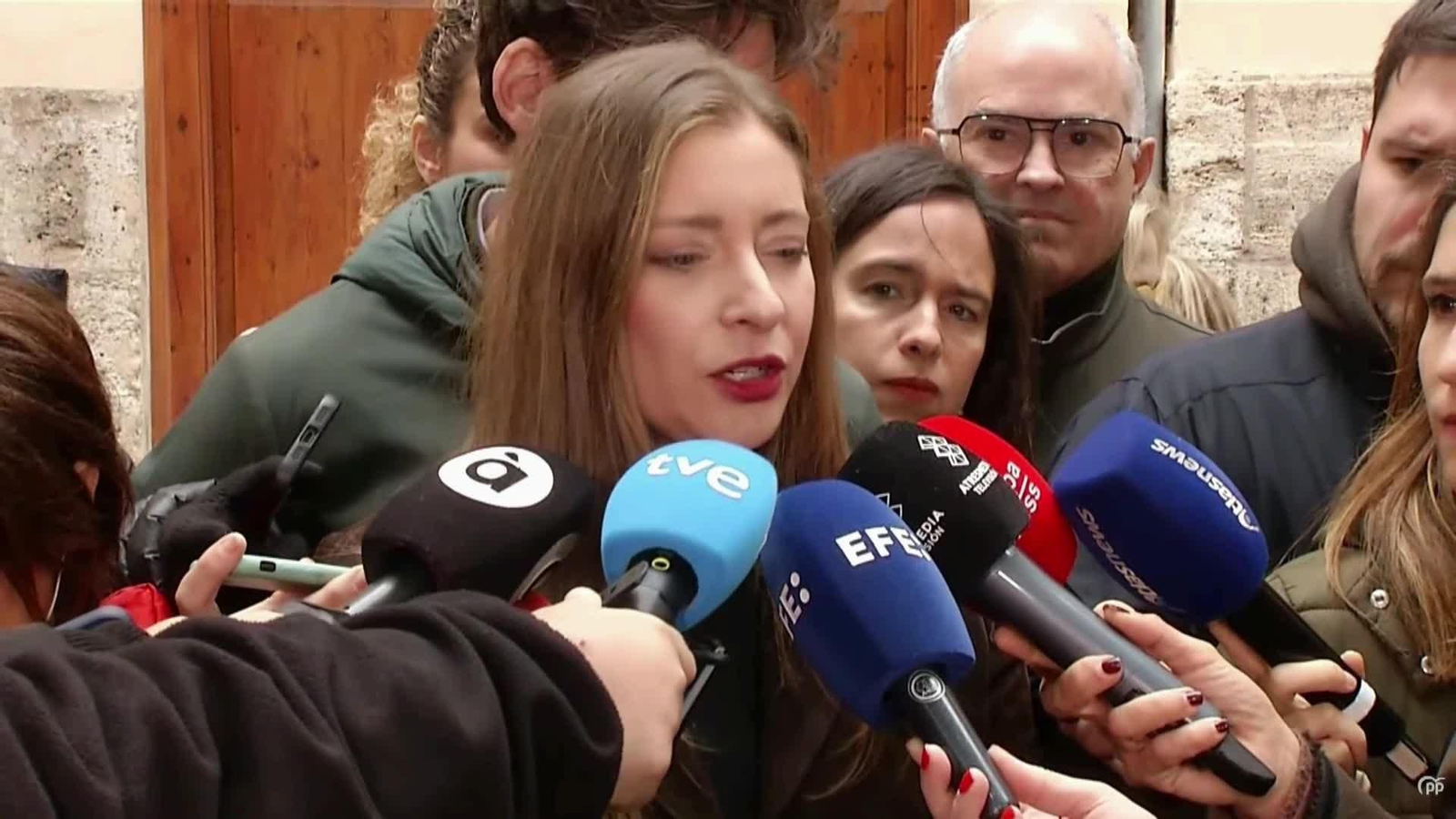 va pp sobre postura españa guerra