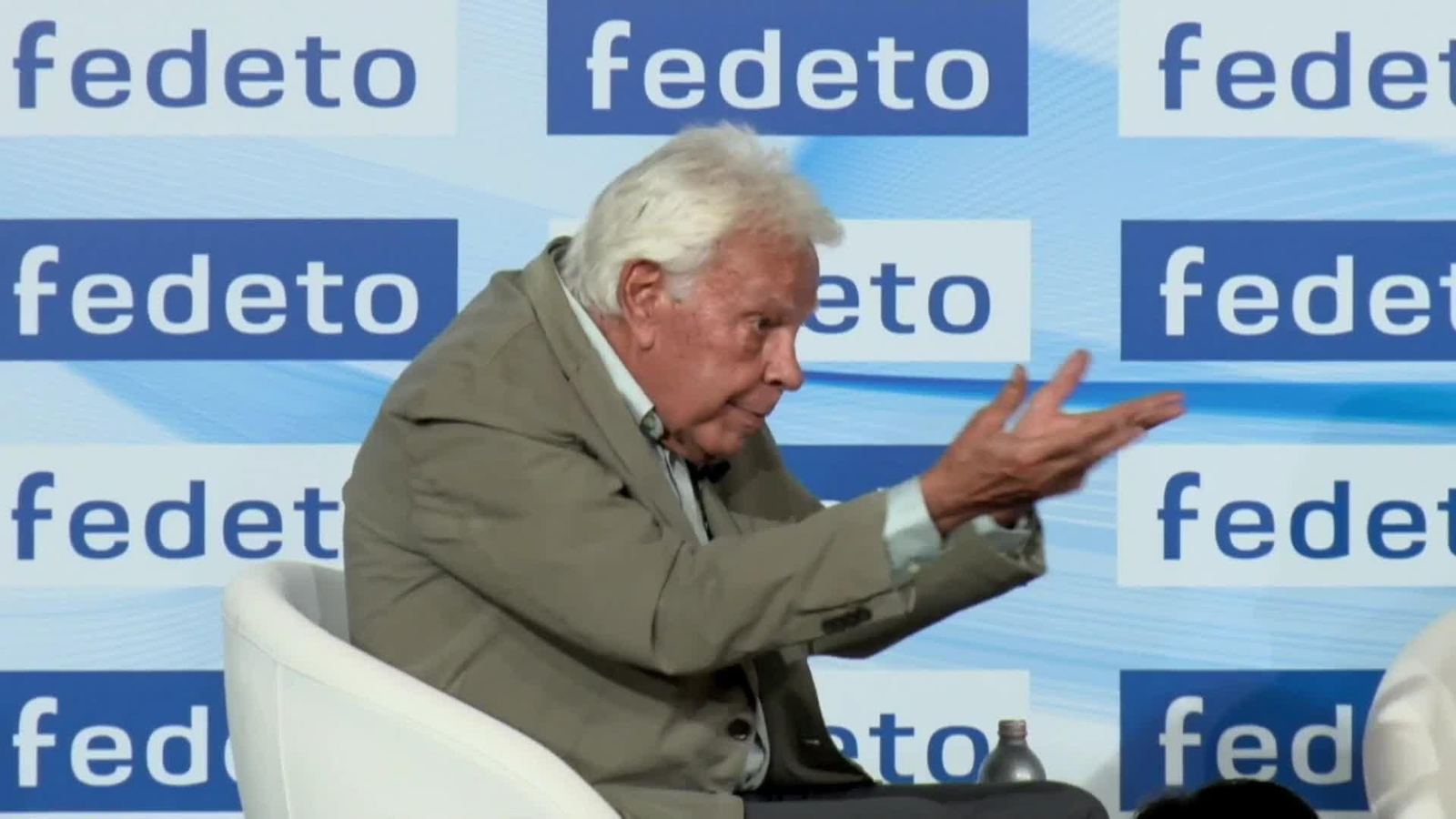va felipe y page contra zapatero