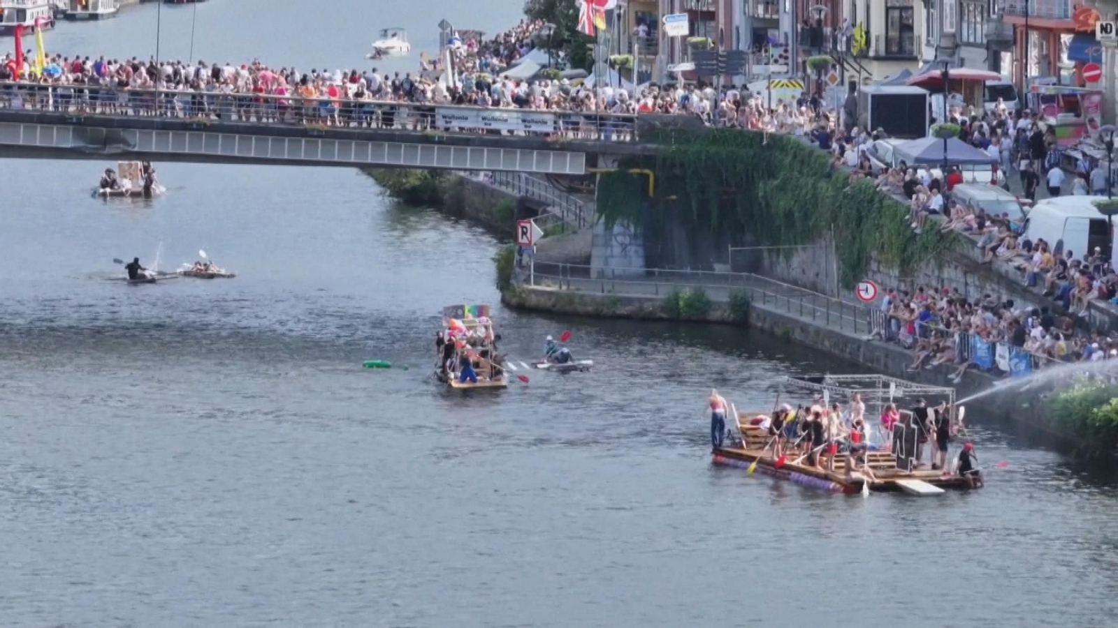Regata de bañeras en Bélgica