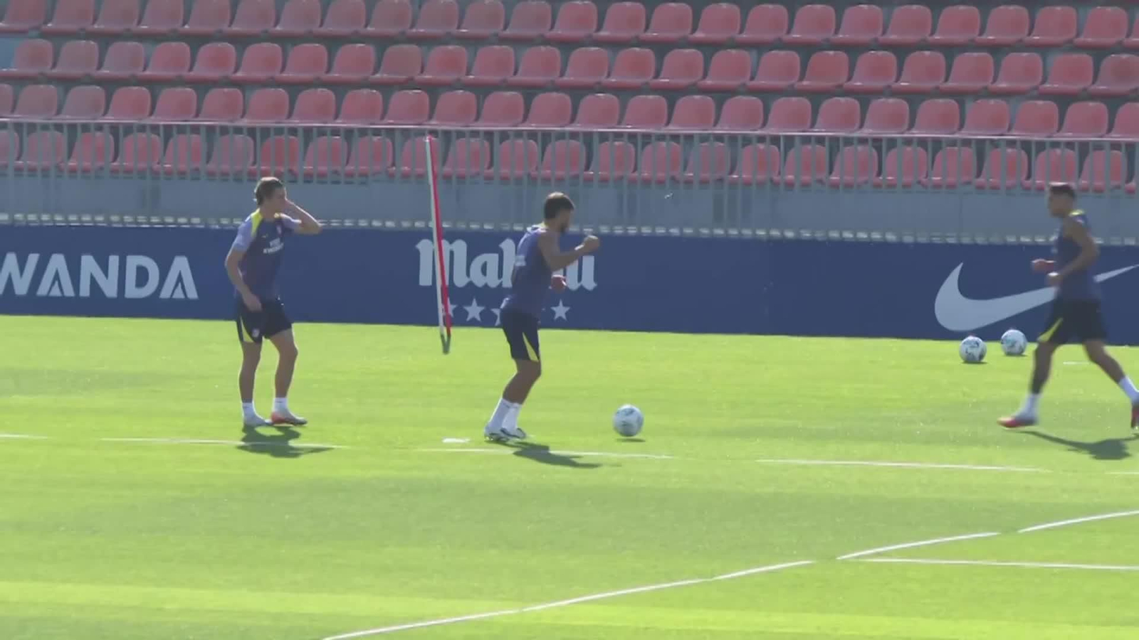 D027-MADRID ENTRENAMIENTO ATLETICO
