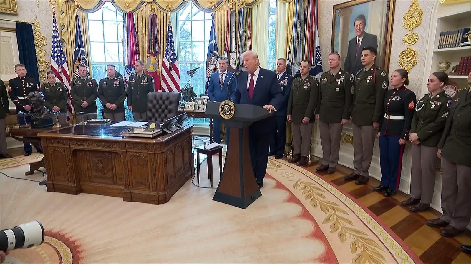 M008-EEUU TRUMP CRITICA A ROB REINER