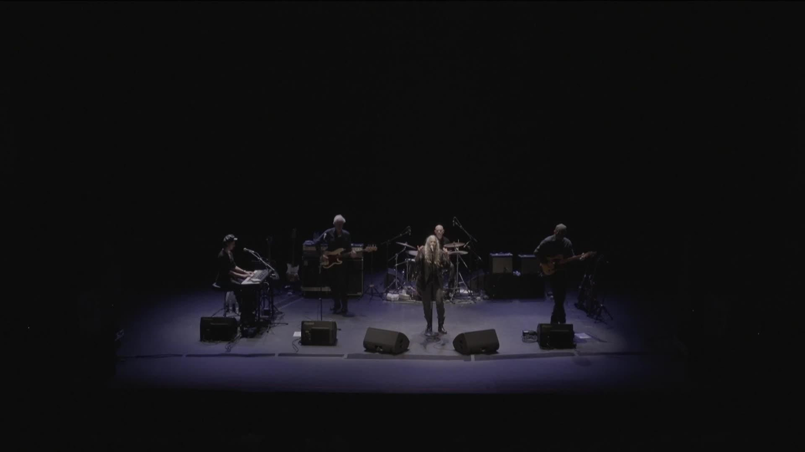 va concierto patti smith 50 años