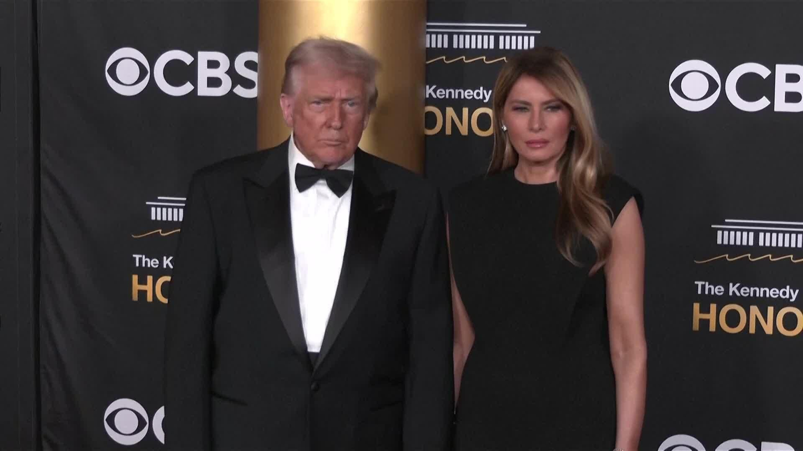 L005-EEUU TRUMP MEDALLAS KENNEDY CENTER