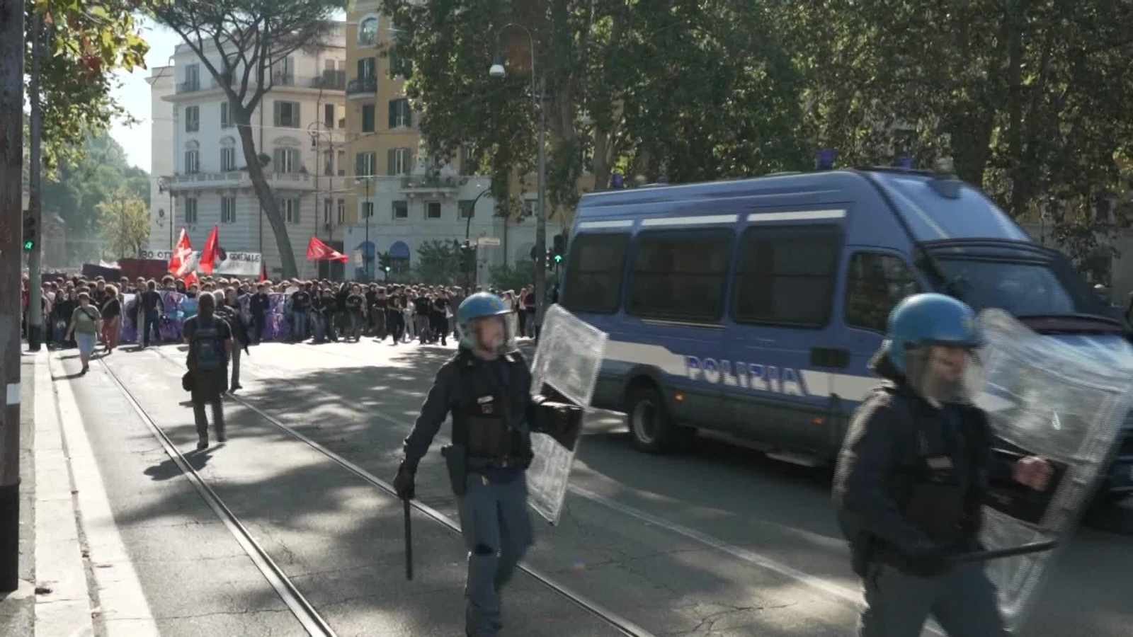 V084-ITALIA PROTESTAS EN EDUCACION