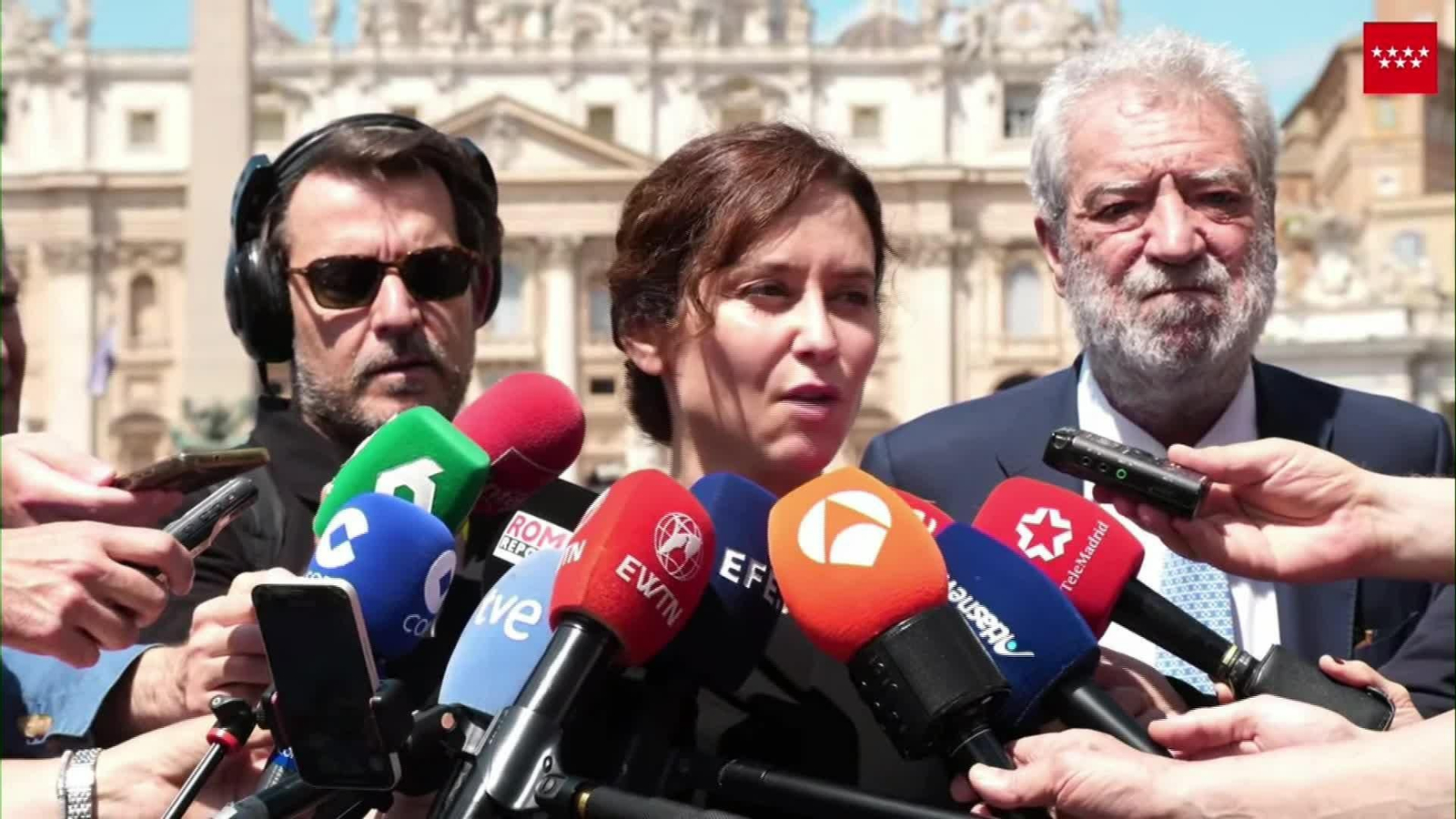 L021-EL VATICANO VISITA DIAZ AYUSO
