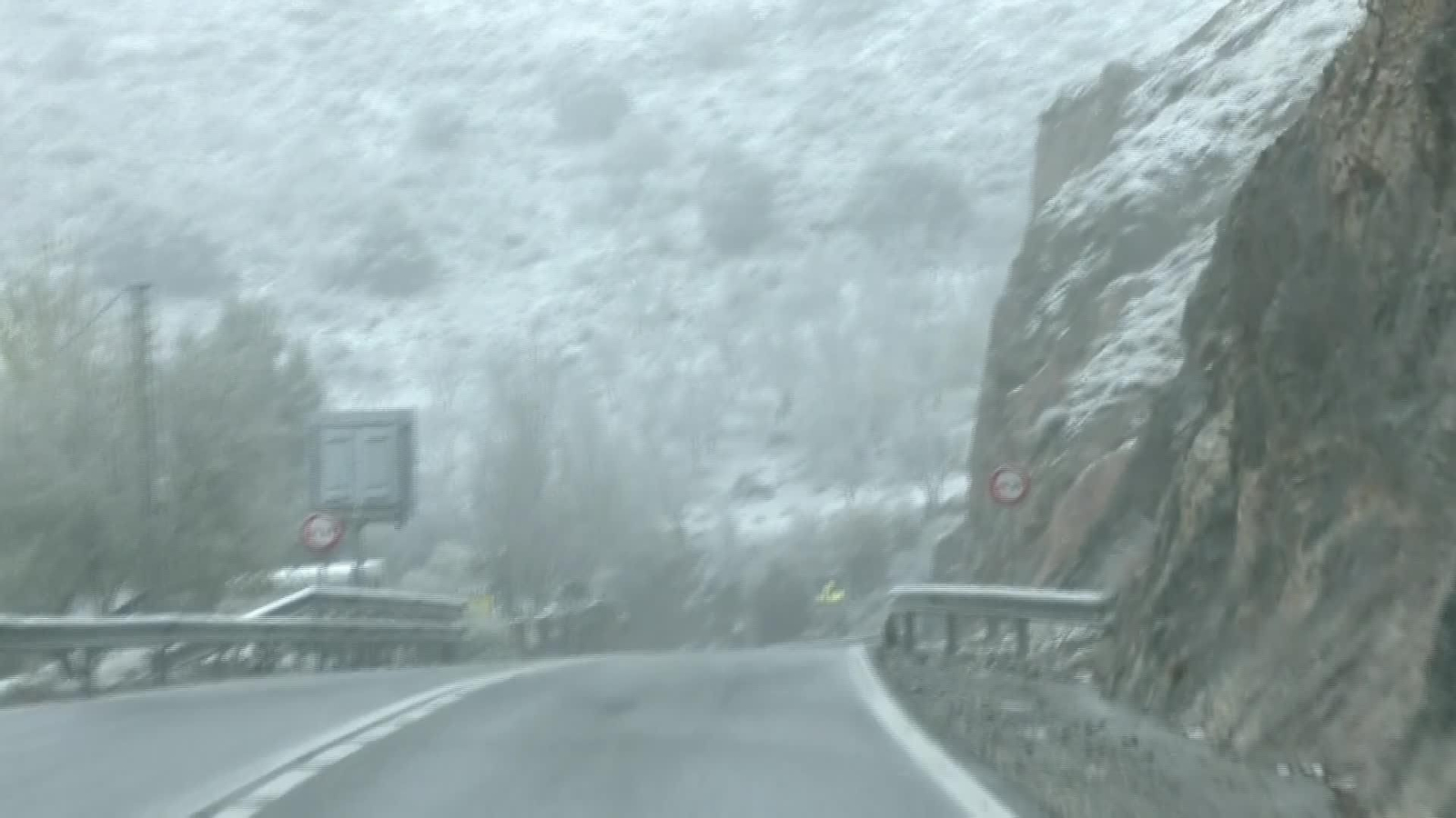 X035-GRANADA NIEVE SIERRA NEVADA