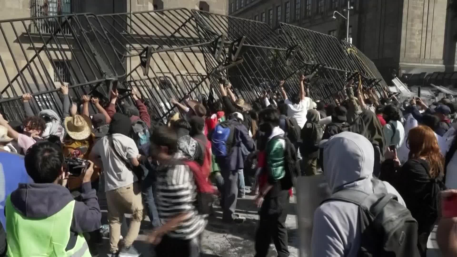 D001-MEXICO PROTESTA AUGE VIOLENCIA