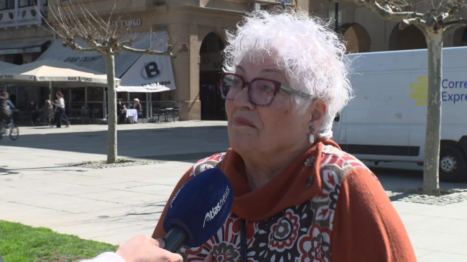 V033-VARIOS DIA DE LA FELICIDAD