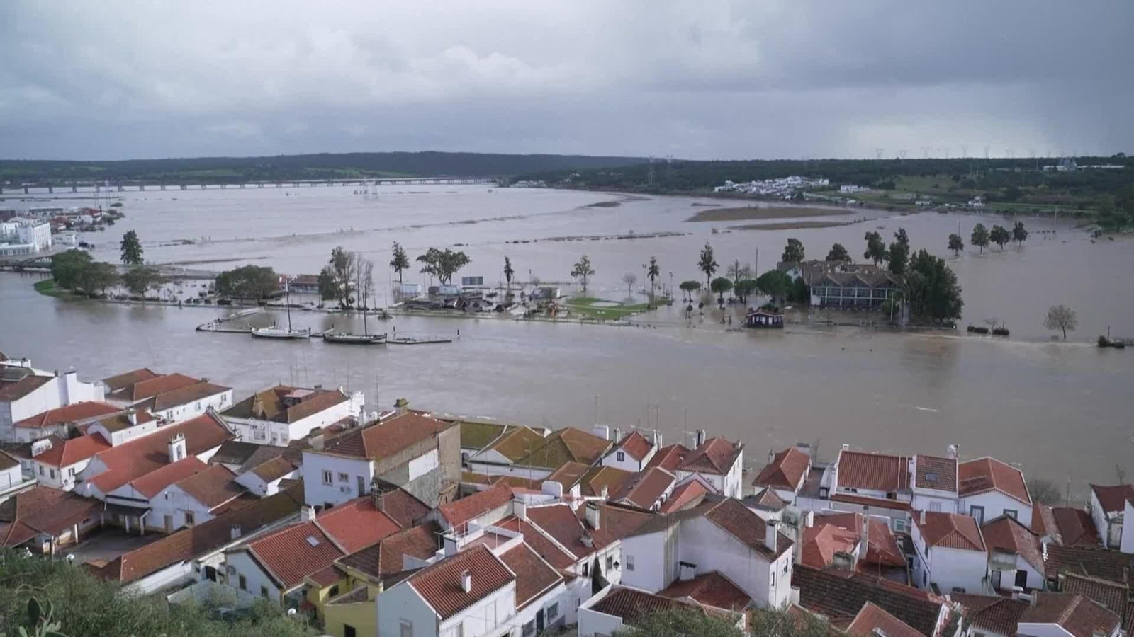 V065-PORTUGAL INUNDACIONES