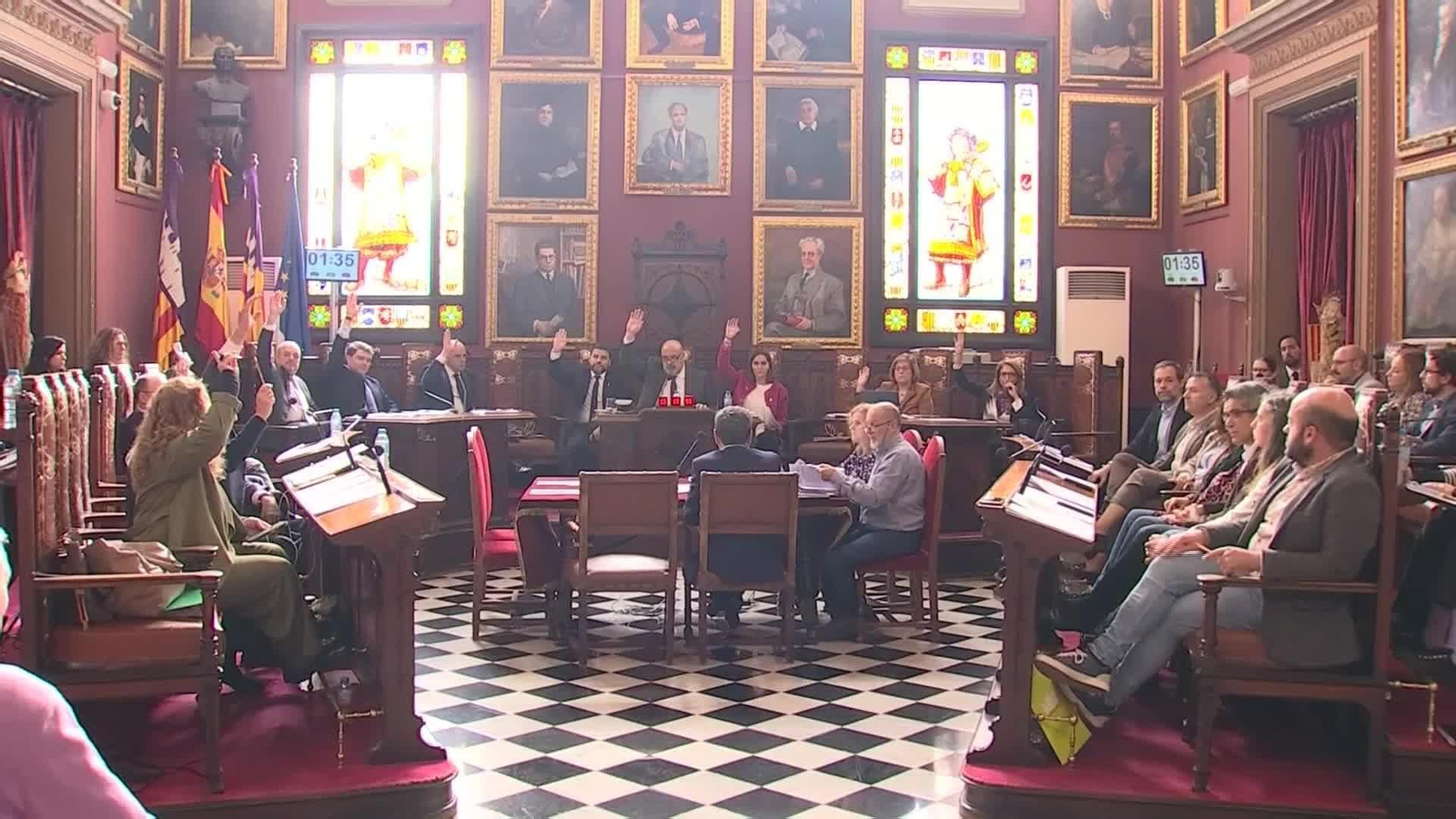 J042-MALLORCA DECLARAN A SANCHEZ PERSONA NON GRATA