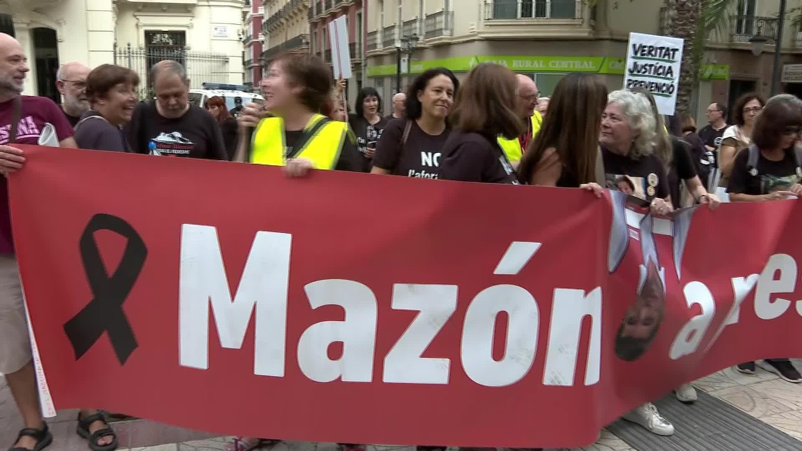 S025-ALICANTE PROTESTA CONTRA MAZON