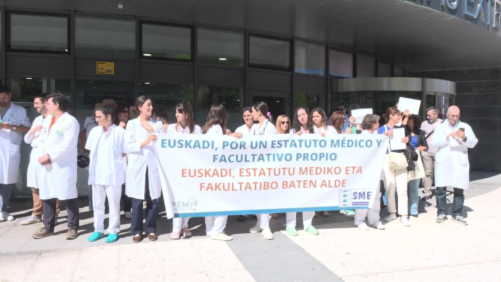 X035-VITORIA CONCENTRACION MEDICOS