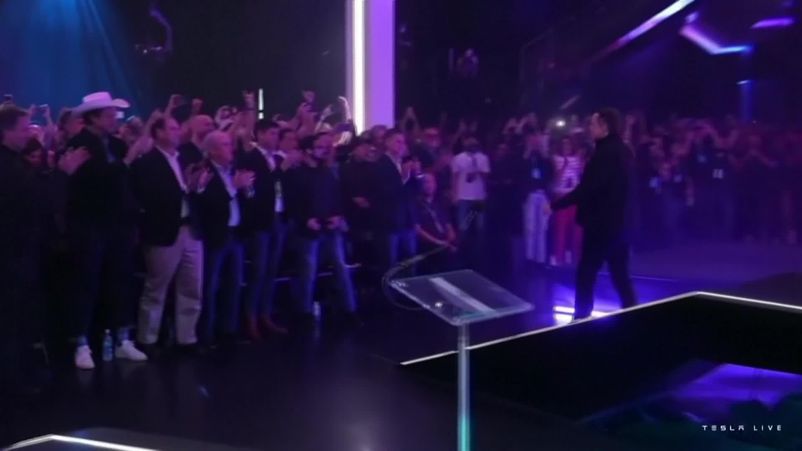 V004-EEUU ELON MUSK BILLONARIO