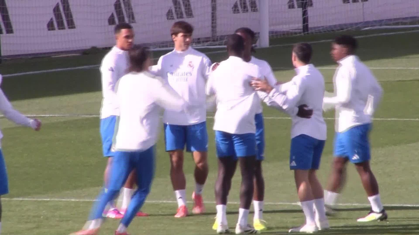 M040-MADRID ENTRENAMIENTO REAL MADRID