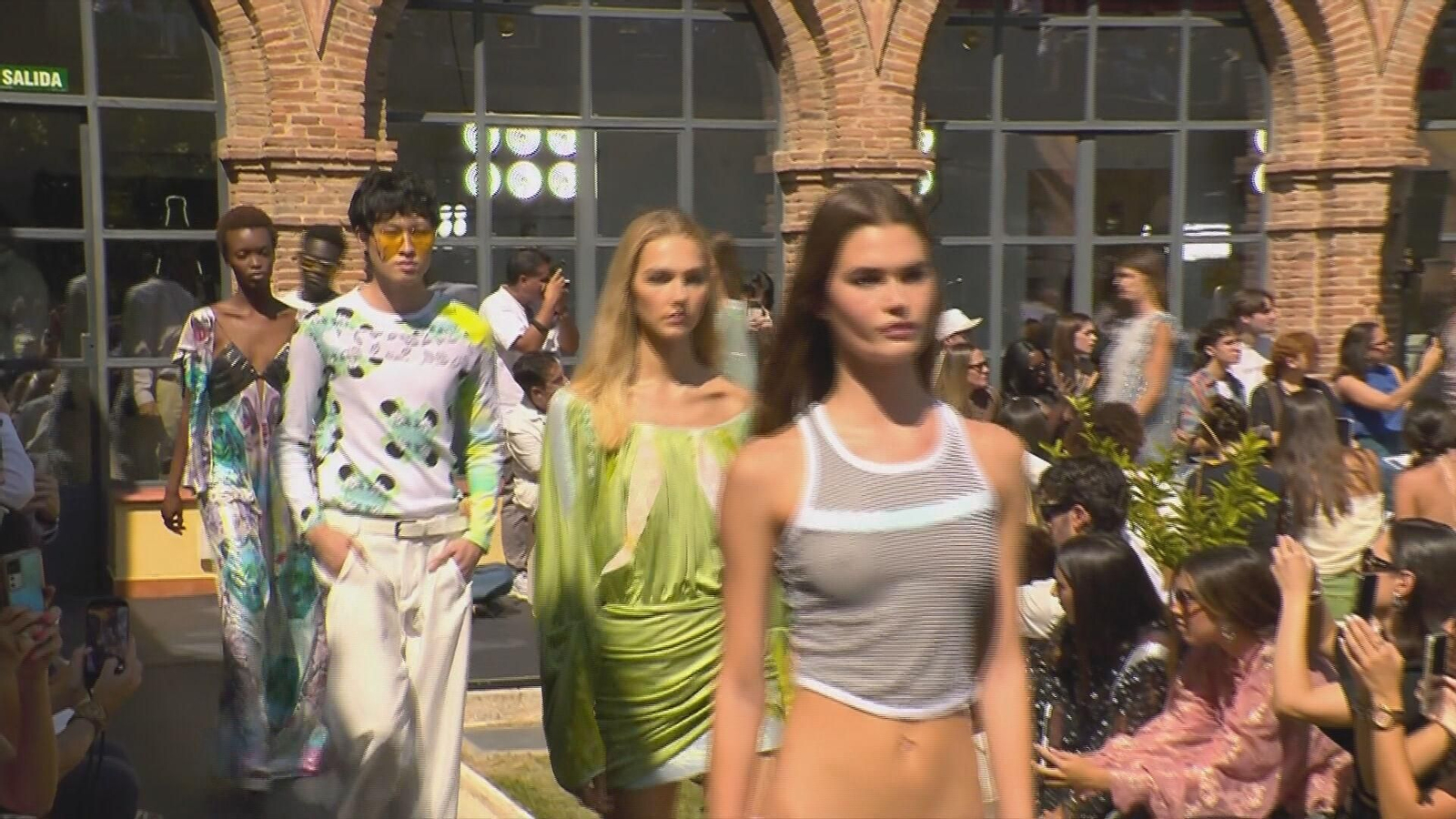 V034-MADRID FASHION WEEK CUSTO BCN