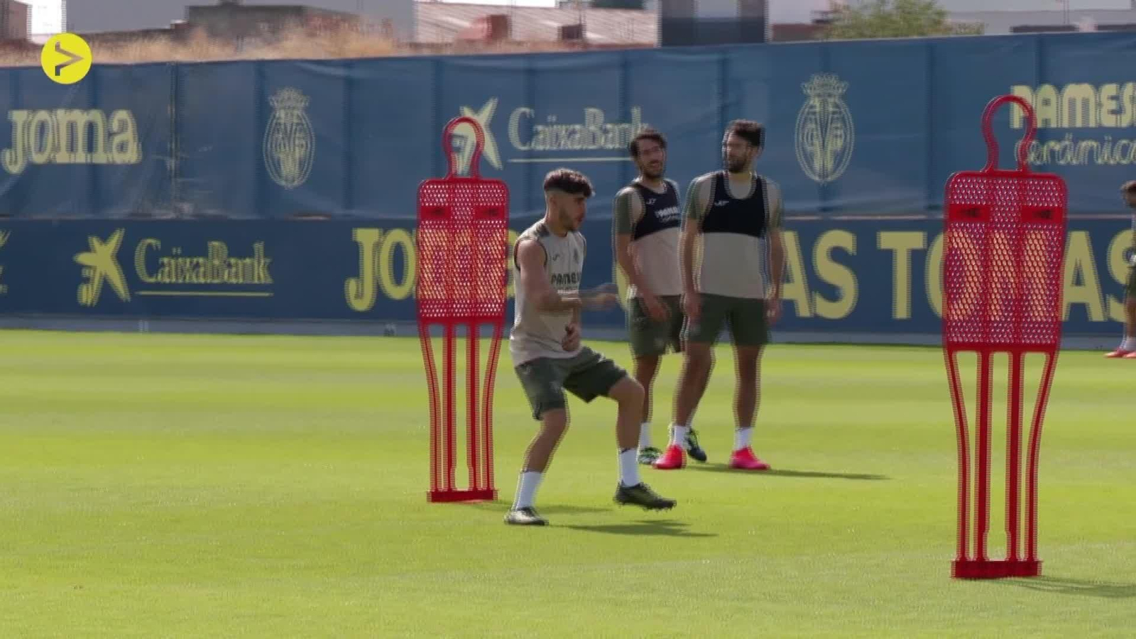 J056-VILLARREAL ENTRENAMIENTO VILLARREAL