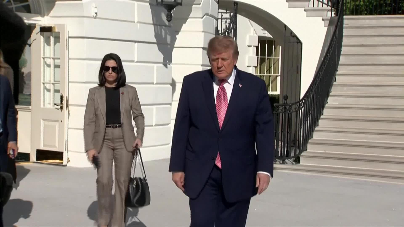 M007-EEUU TRUMP CULPA INMIGRACION DISTURBIOS FRANCIA
