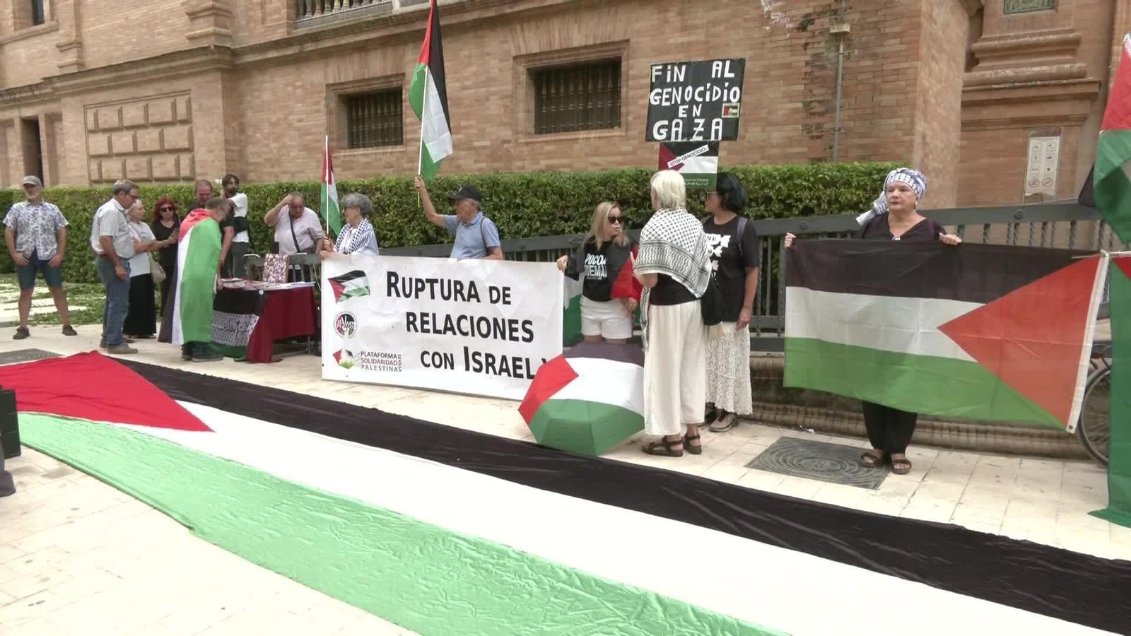 M057-SEVILLA PROTESTAS EMBARGO ARMAS GAZA