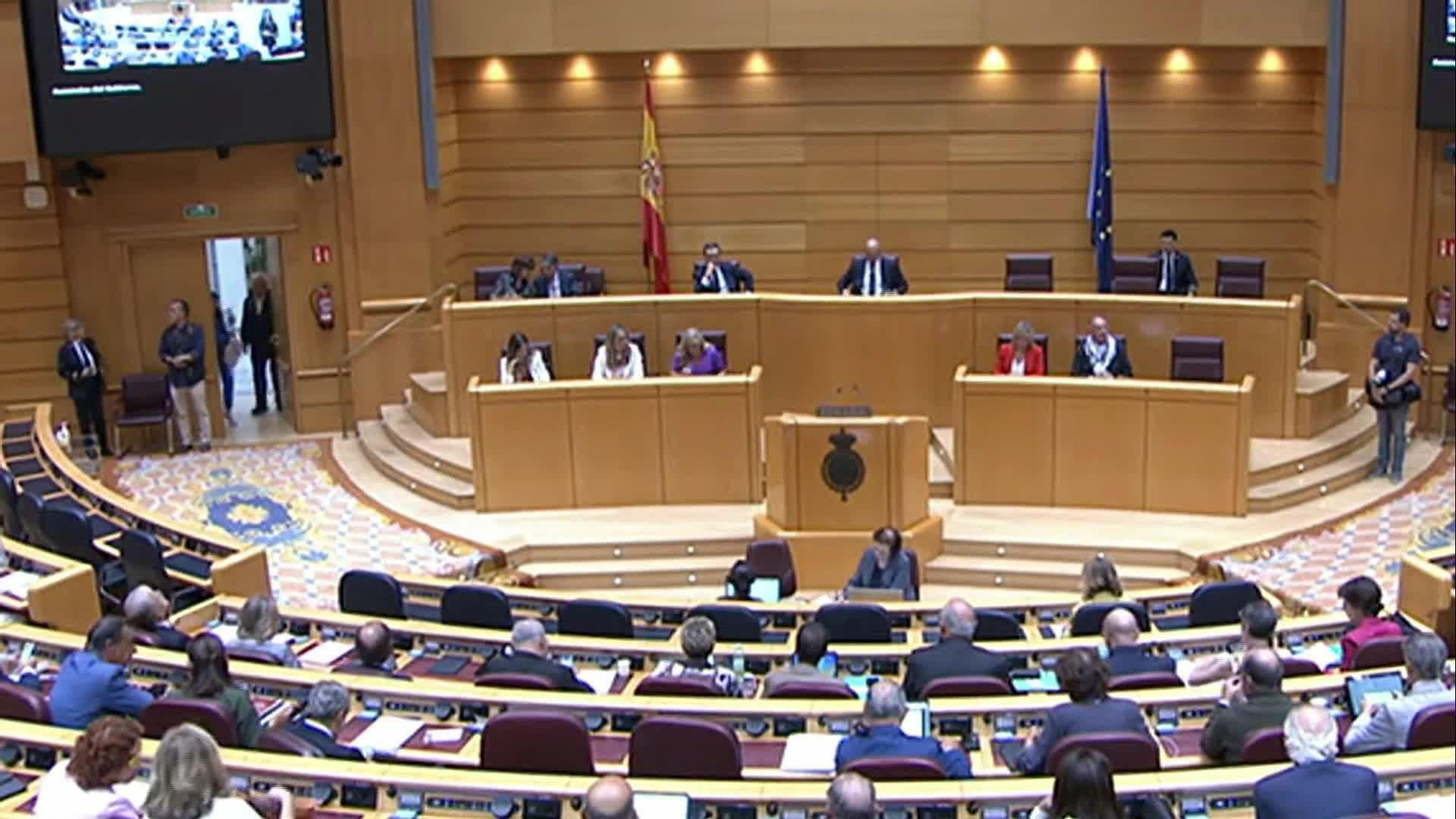 M075-SENADO PASA LISTA MINISTROS AUSENTES