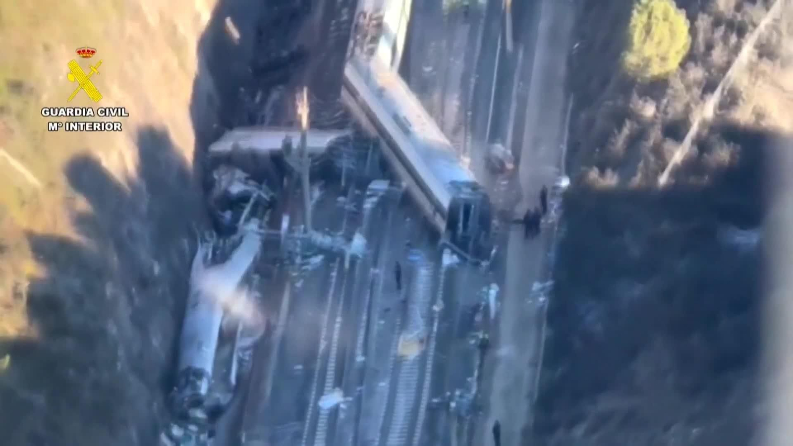 La peculiaridad del Alvia: ni estaba localizado con precisión ni se supo su descarrilamiento hasta verlo