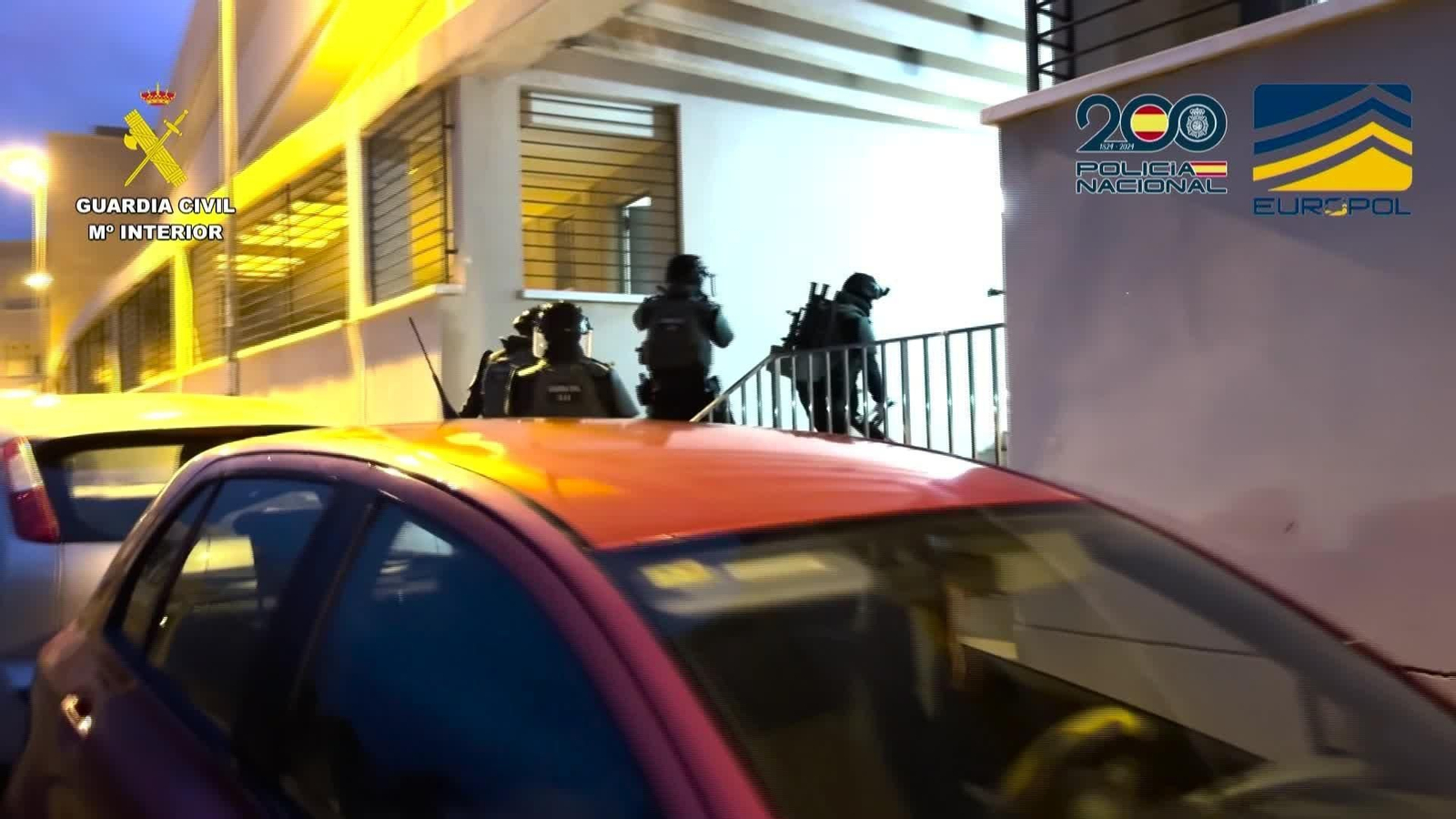 V011-IMAGENES PN Y GC OPERACION MAFIAS ARGELIA