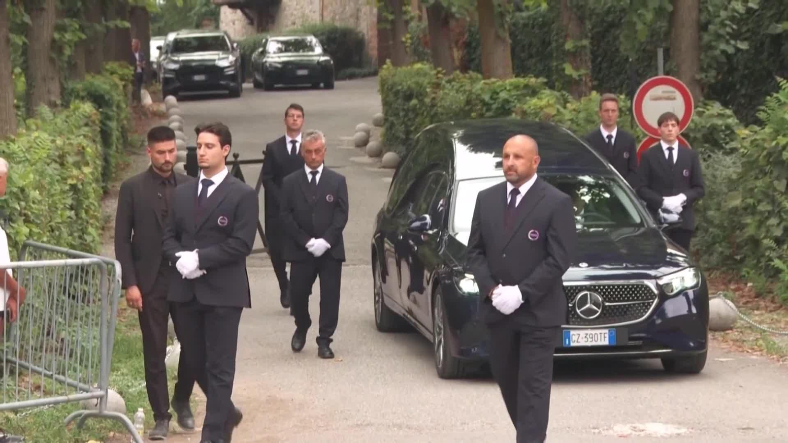 va funeral armani