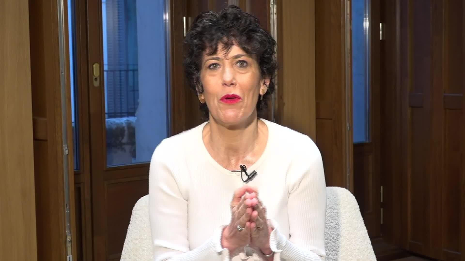 X011-MADRID ENTREVISTA ELMA SAIZ MEDIASET