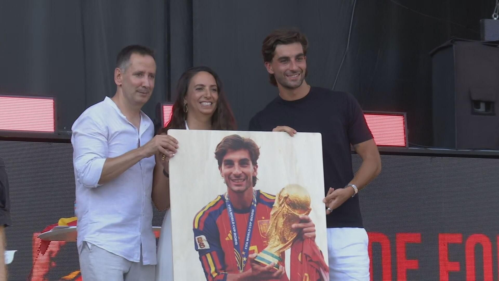 V046-VALENCIA HOMENAJE FERRAN TORRES FOIOS