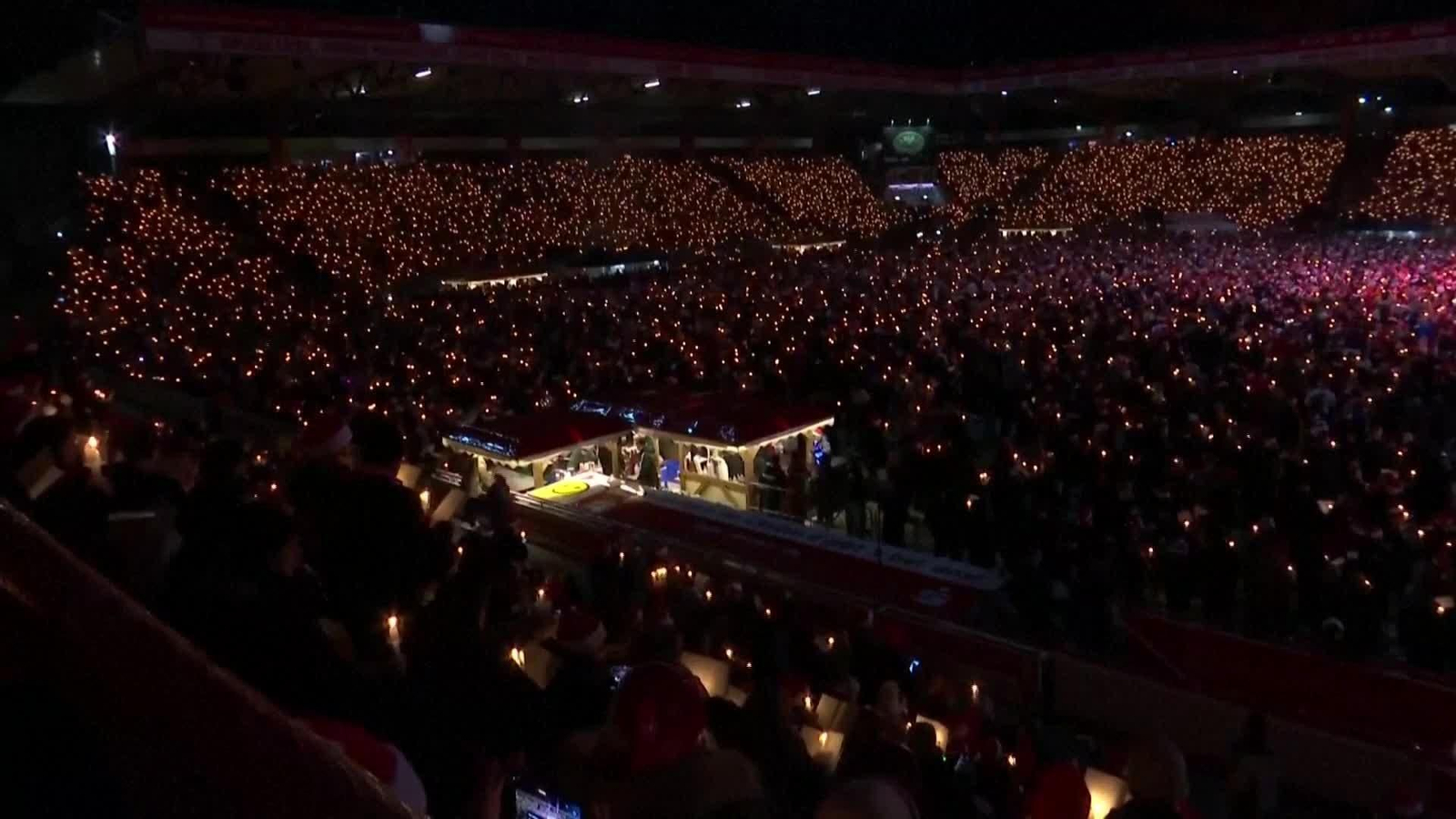 X043-ALEMANIA 28.000 PERSONAS CANTAN VILLANCICOS