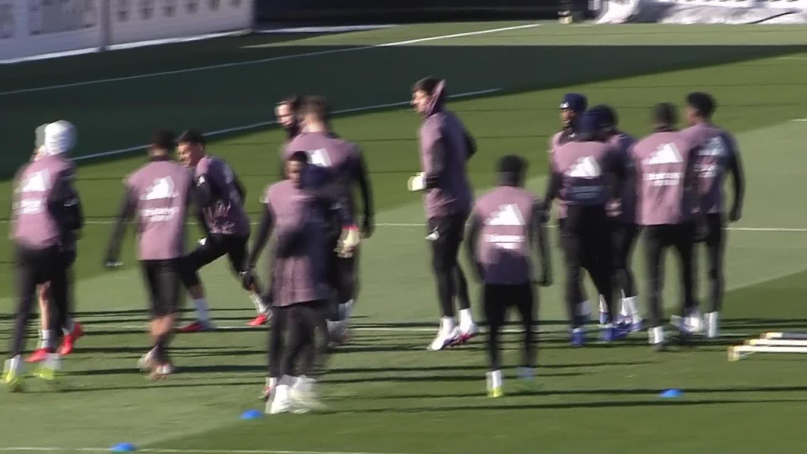 S017-MADRID ENTRENAMIENTO REAL MADRID