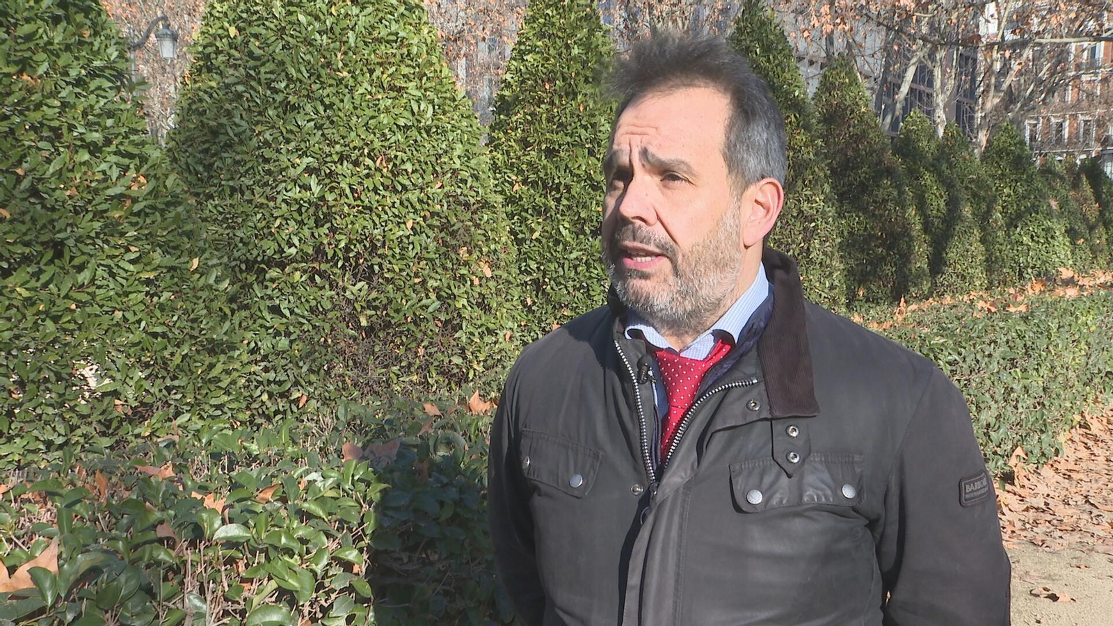 M051-MADRID ENTREVISTA ABOGADO VICTIMAS ANGROIS