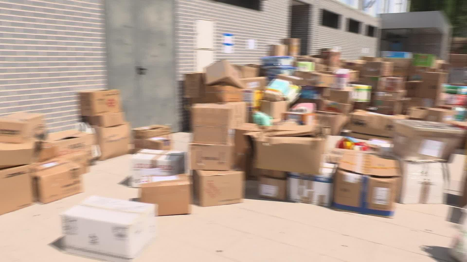 D016-MADRID REGOGIDA AYUDA EN LEGANÉS PARA TERREMOTO