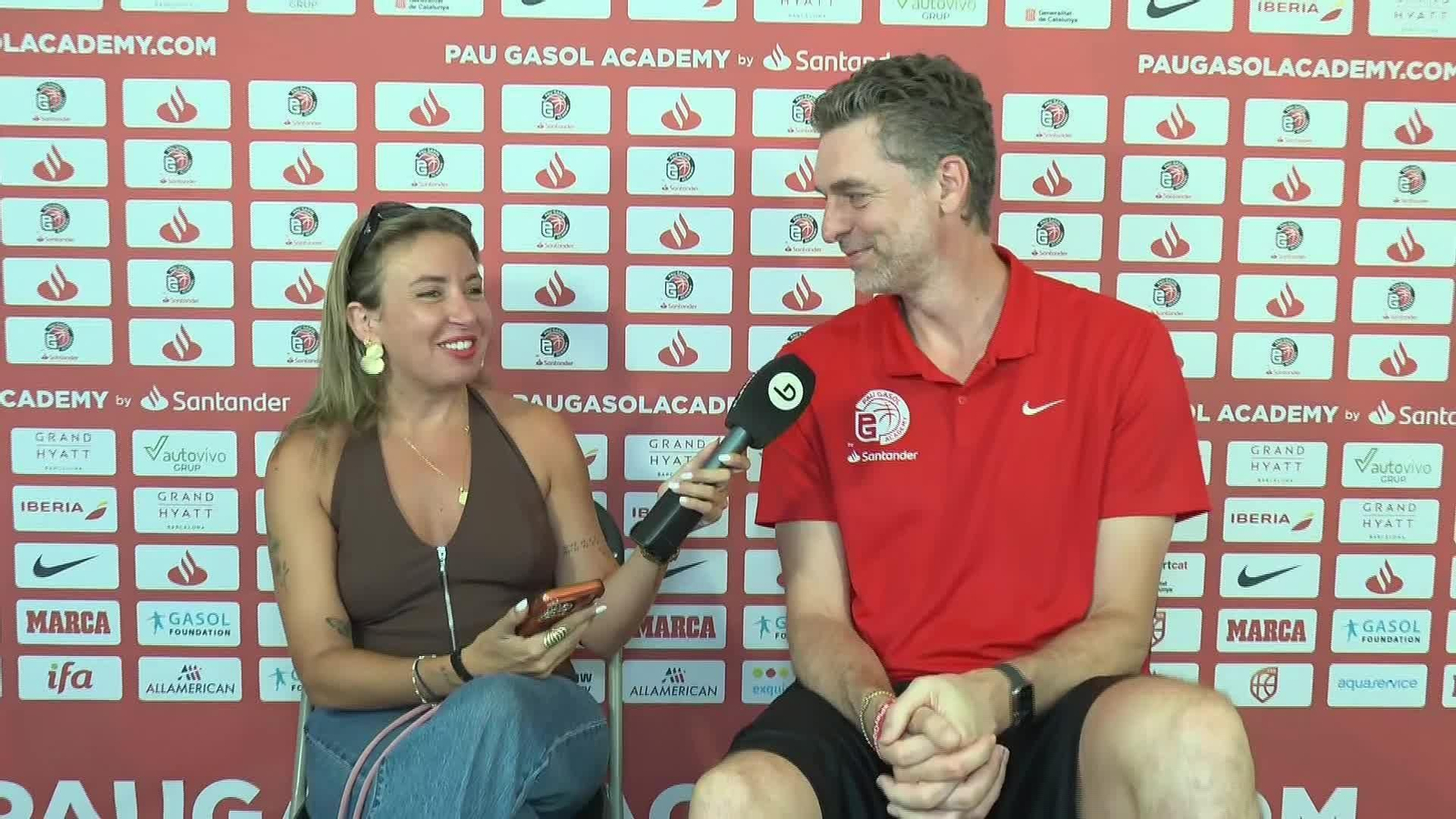 S032-BARCELONA ACTO PAU GASOL ACADEMY