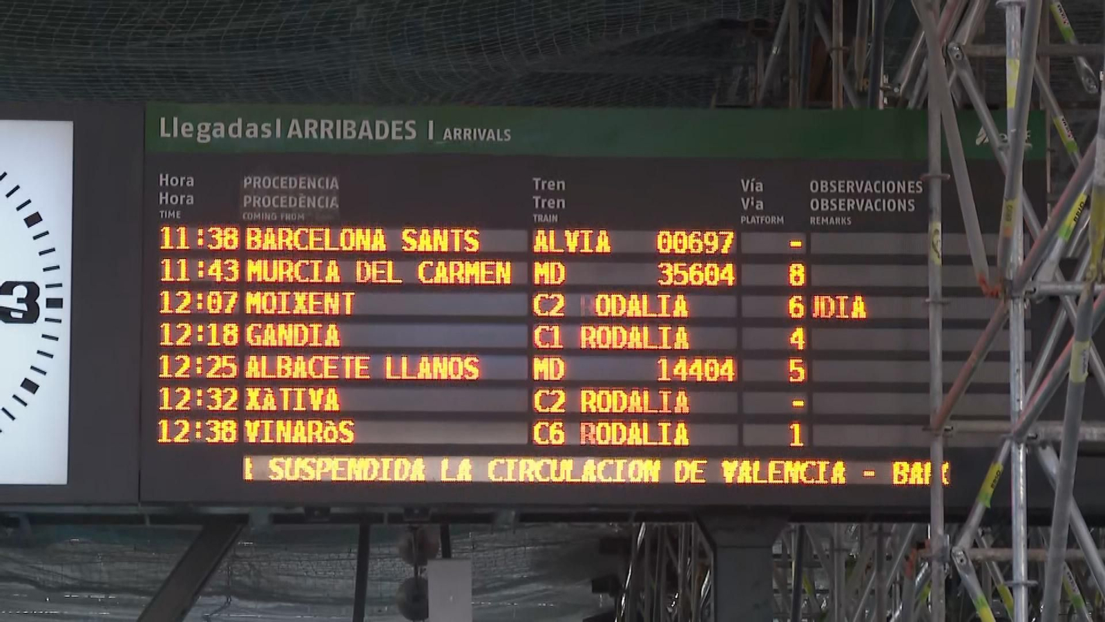 Renfe ha suspendido el servicio ferroviario de larga y media distancia entre la Comunitat Valenciana y Cataluña