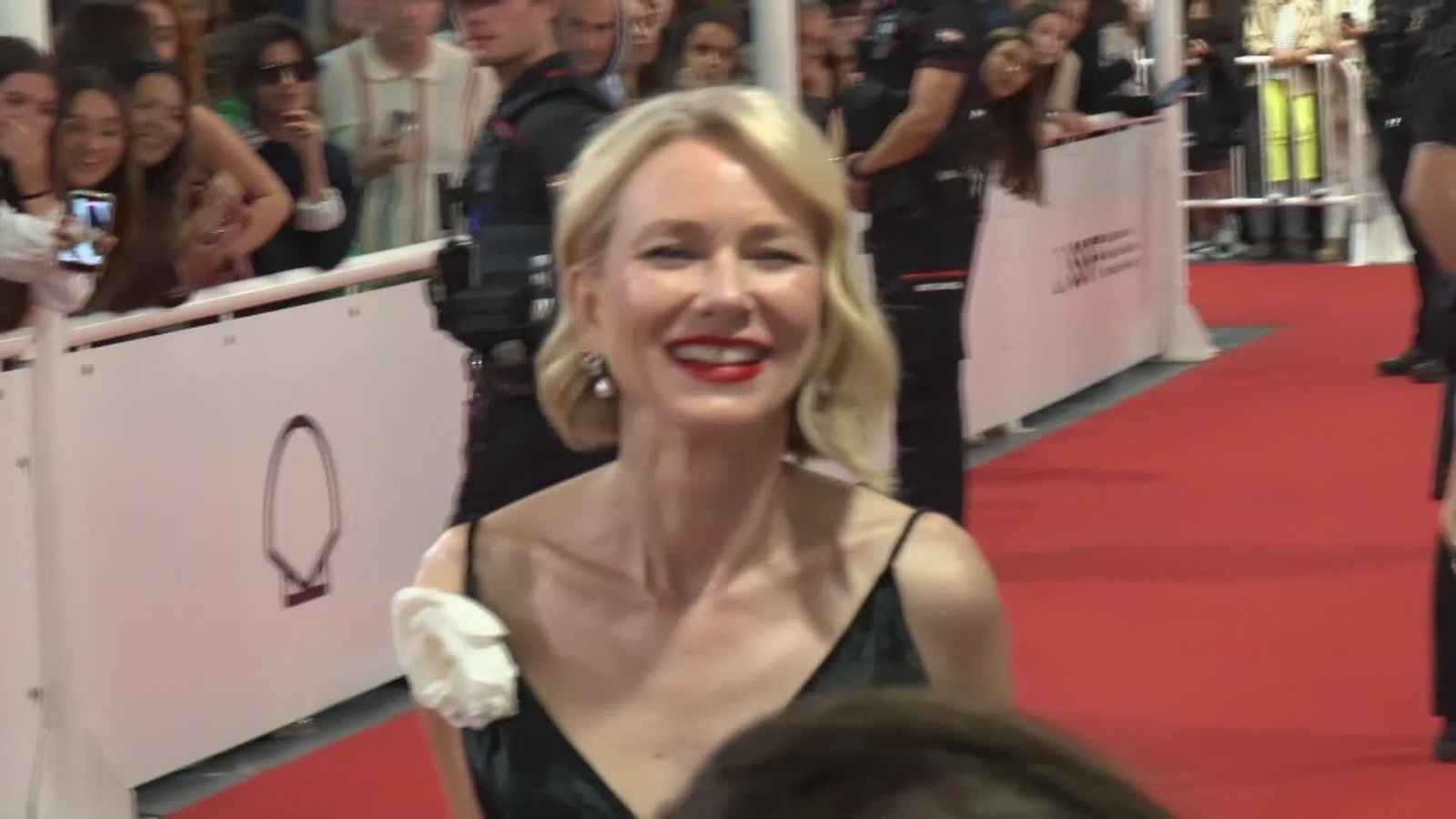 va naomi watts